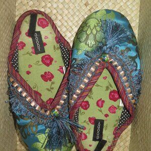 Goody Goody Slippers, Size M